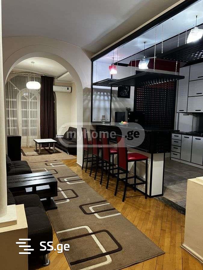 kostava st. - 3 rooms