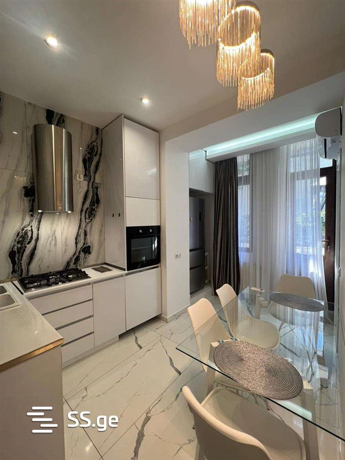 Taktakishvili St - 3 rooms