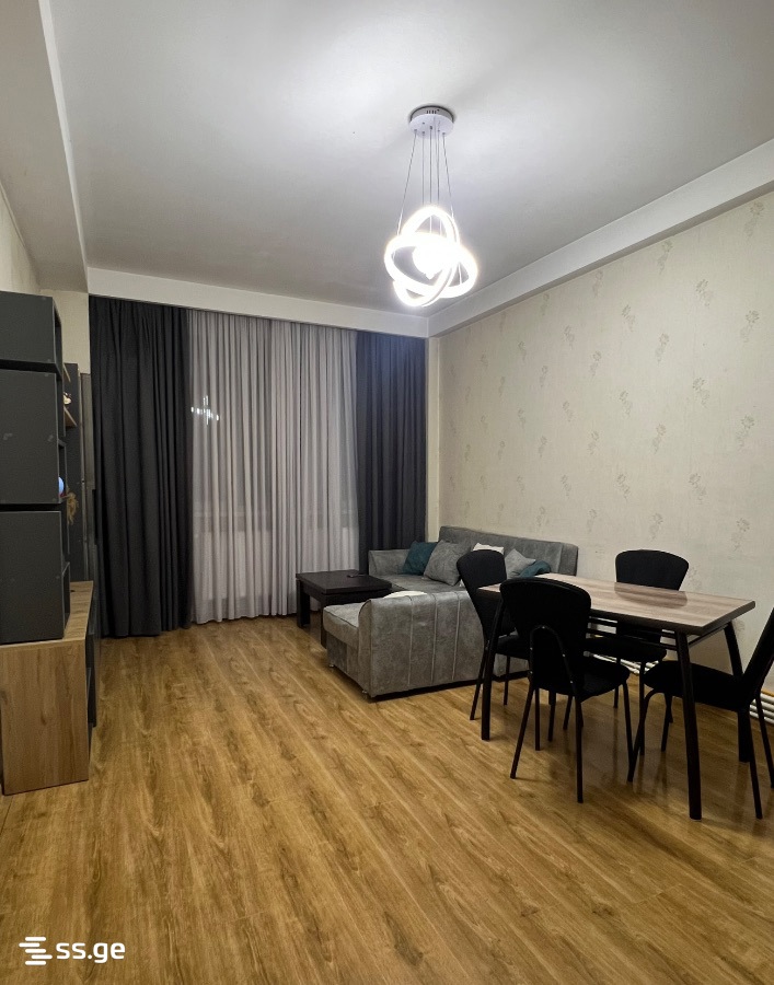 a.wereTlis avenue 0 - 2 rooms