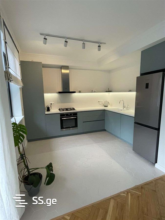 barnovi st. 80 - 3 rooms