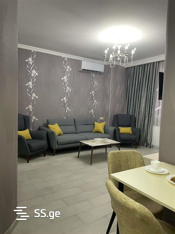 14 - 3 rooms