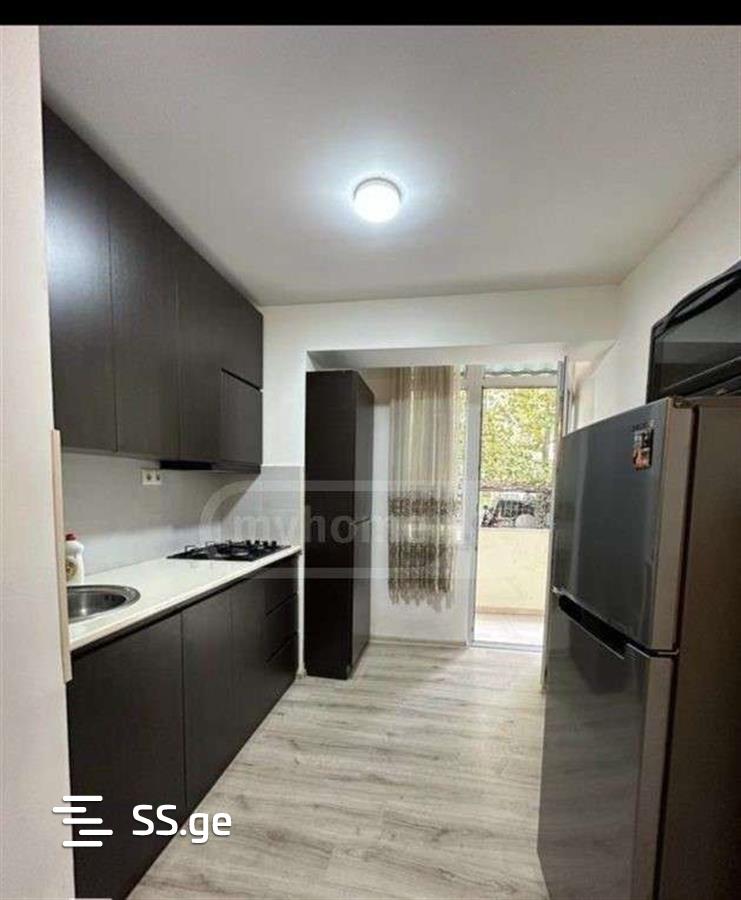 zakariadze st. 5 - 3 rooms