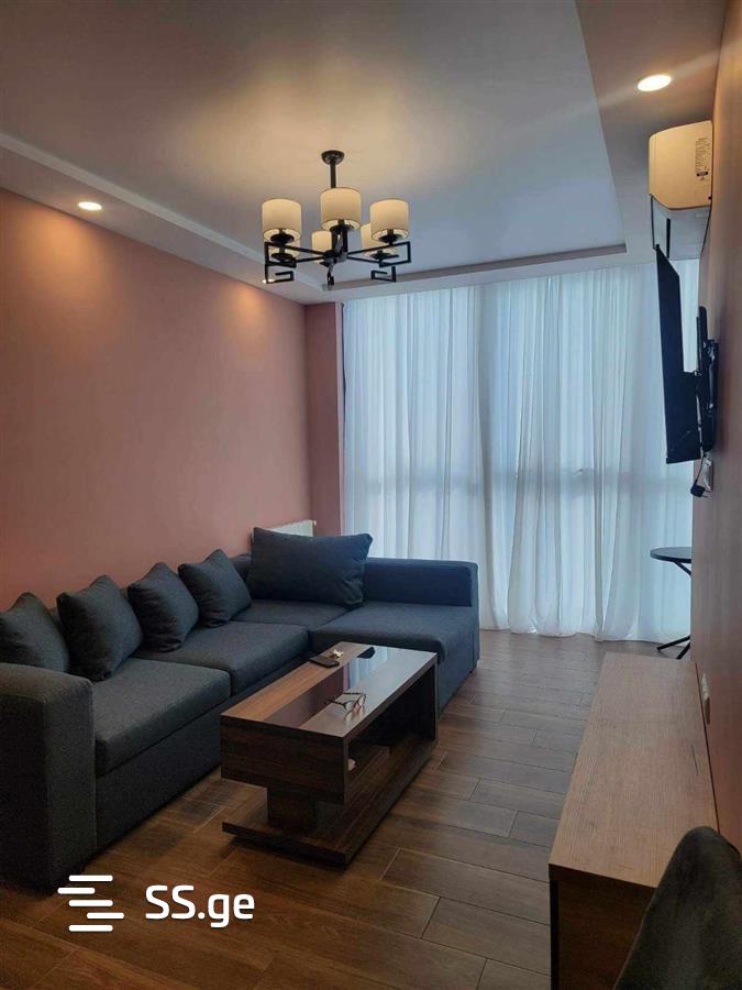 32 - 3 rooms