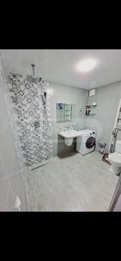 ბროსე მ. ქ.  - 4 rooms