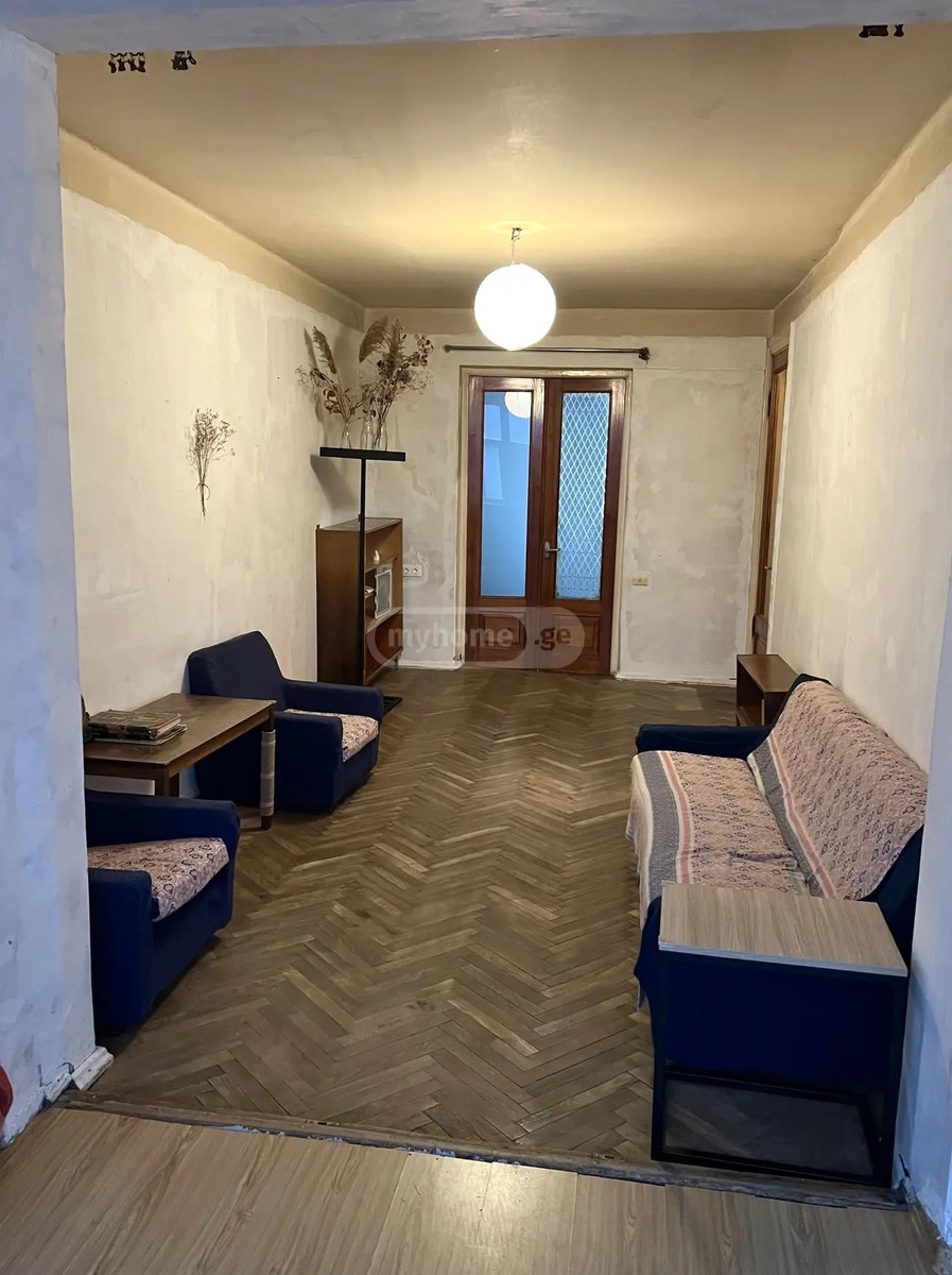 მოსაშვილი ი. ქ. 1 - 4 rooms