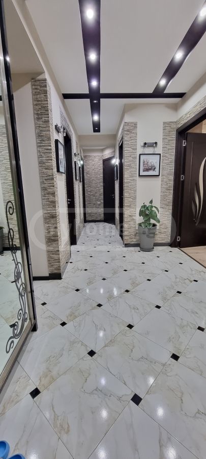 ყაზბეგის გამზ.  - 4 rooms