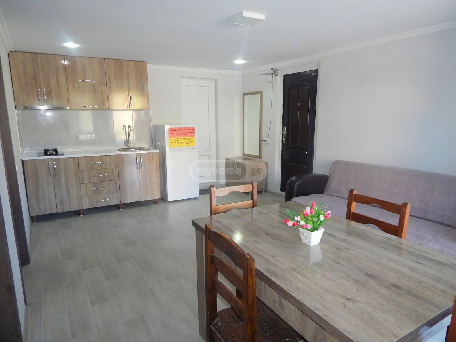 ანგისის ქ.  - 3 rooms
