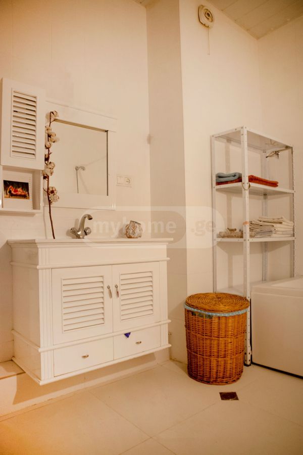 მთაწმინდის ქ.  - 3 rooms