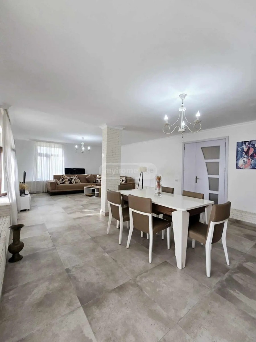 ვარშანიძე მ. ქ.  - 5 rooms
