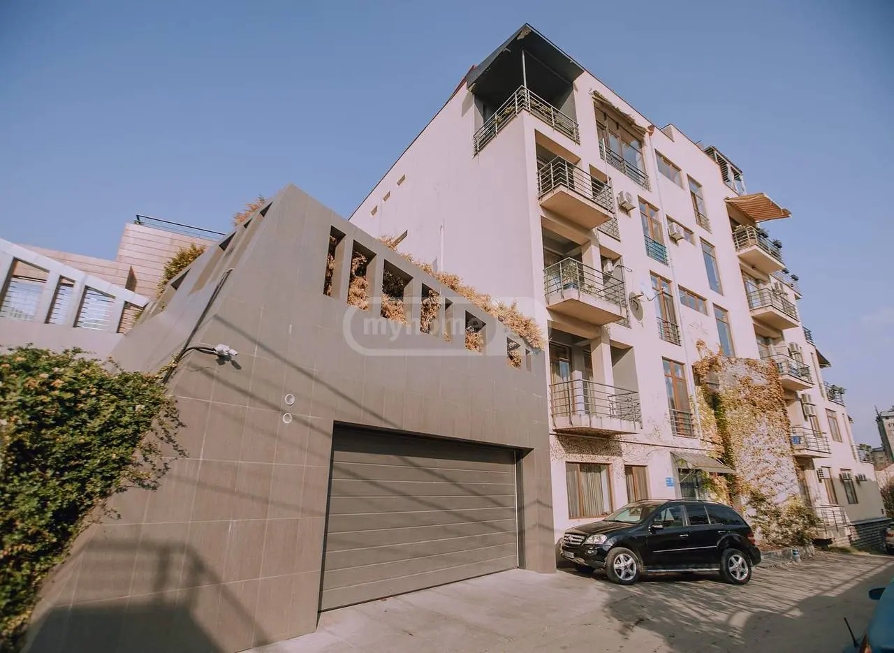 საირმის ქ. 73 - 4 rooms