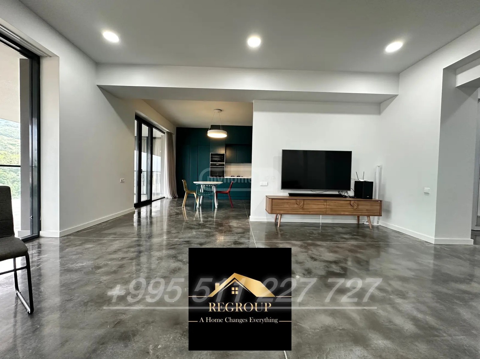 ჭავჭავაძე ი. გამზირი 49 - 5 rooms