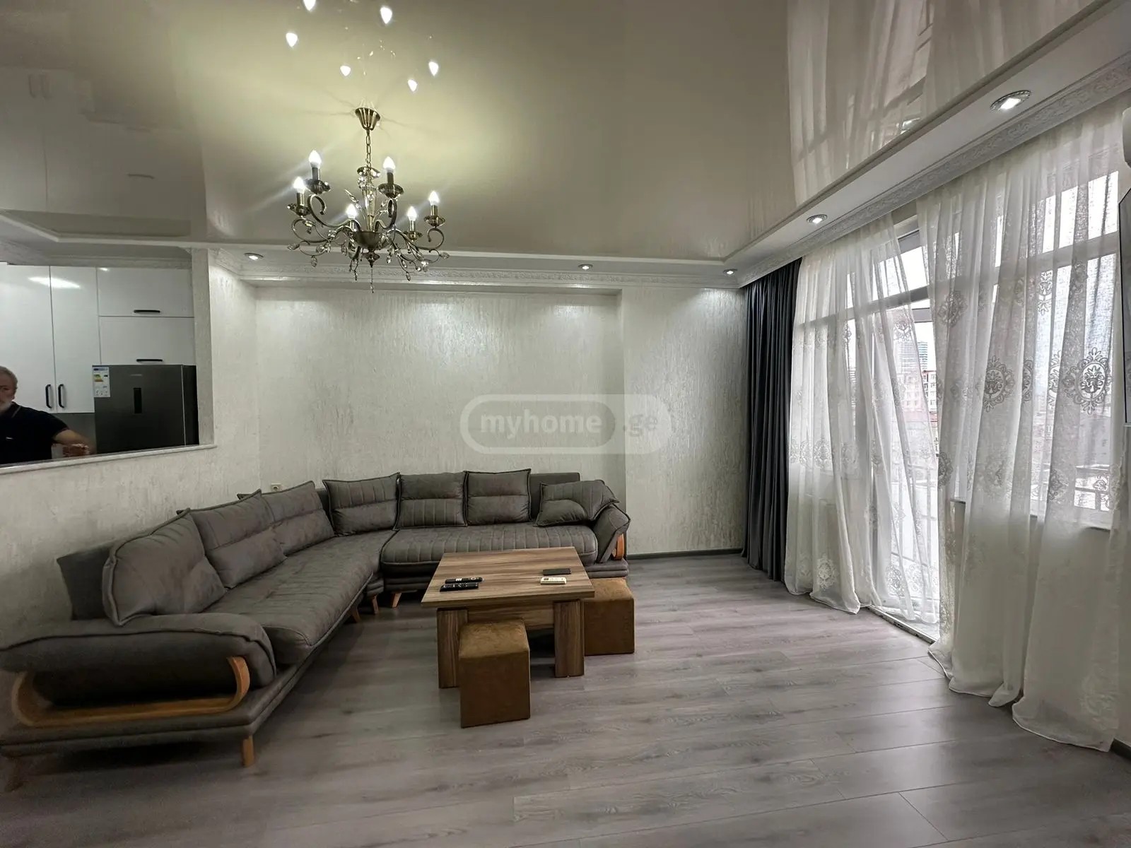 გრიბოედოვი ა. ქ. 43 - 4 rooms