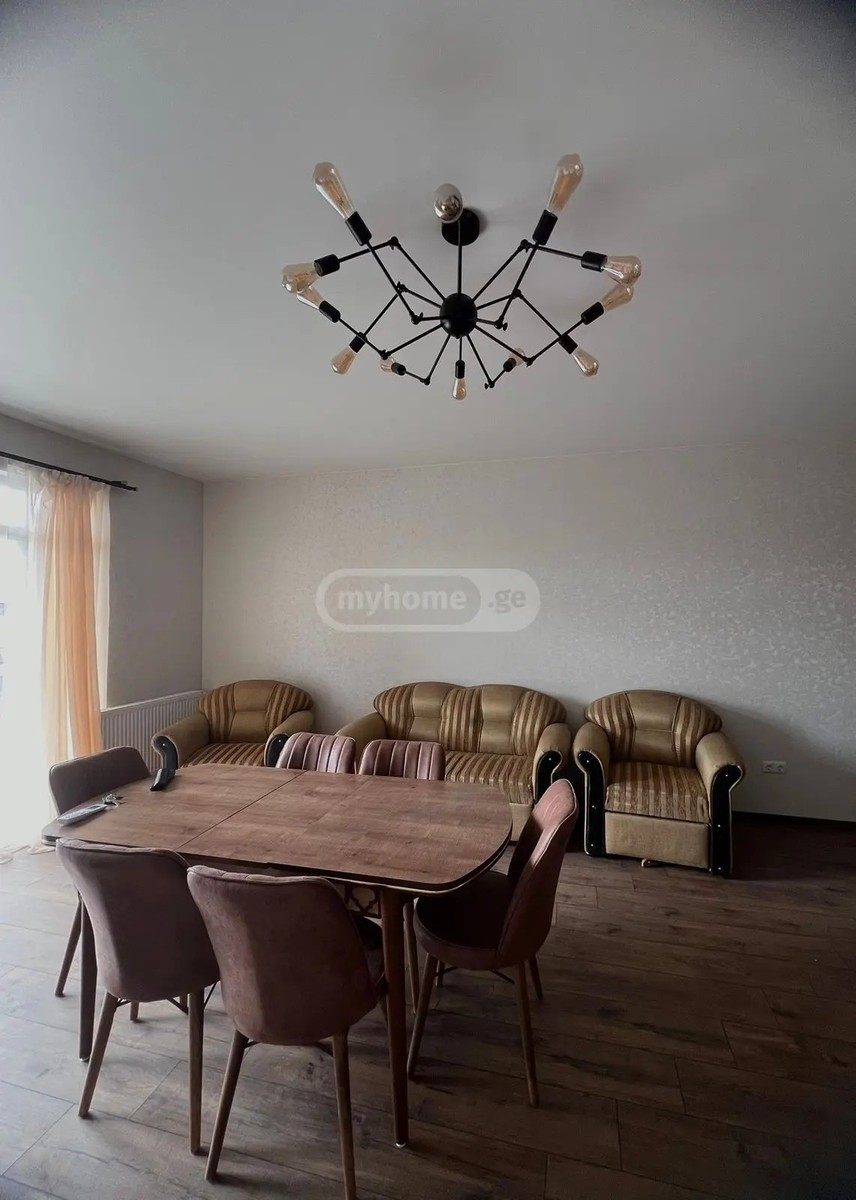 ბაგრატიონი პ. შეს. 156 - 3 rooms