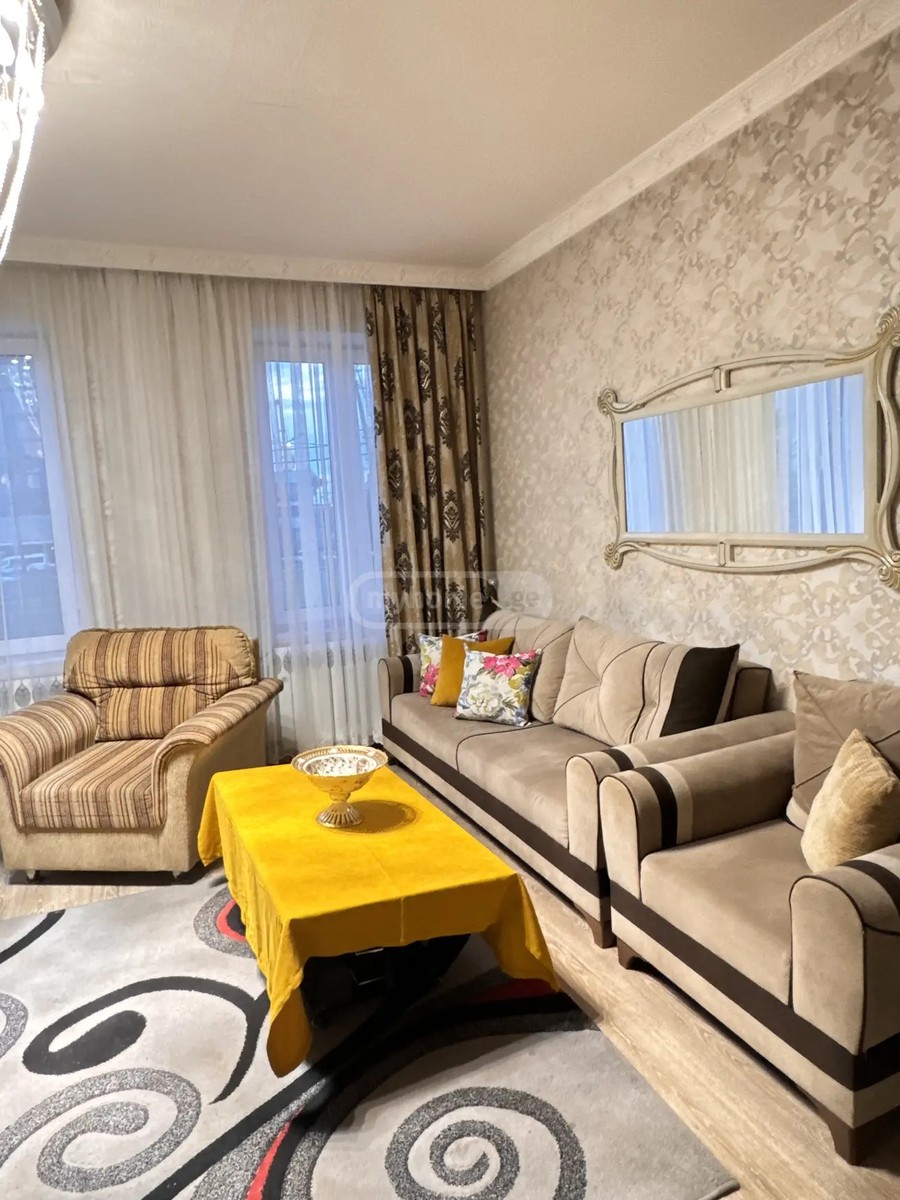 მაქაცარია თ. ქ. 9 - 5 rooms