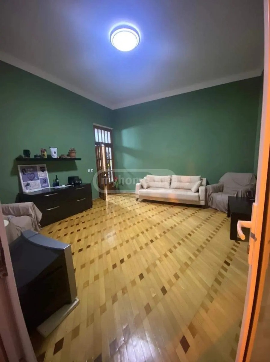 კ. გამსახურდიას ქუჩა 47 - 3 rooms