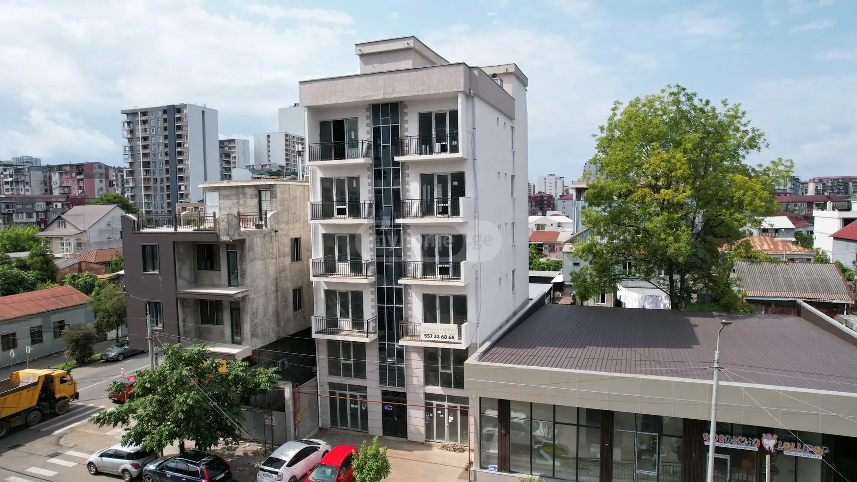 კომახიძე მ. ქ. 40 - 0 rooms