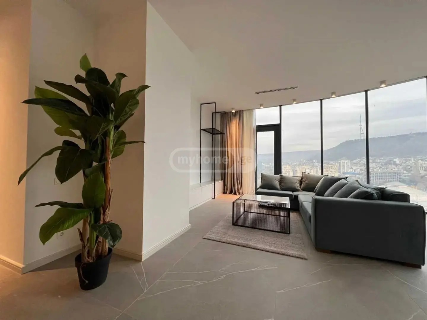 ალექსიძე მ. ქ. 12 - 4 rooms