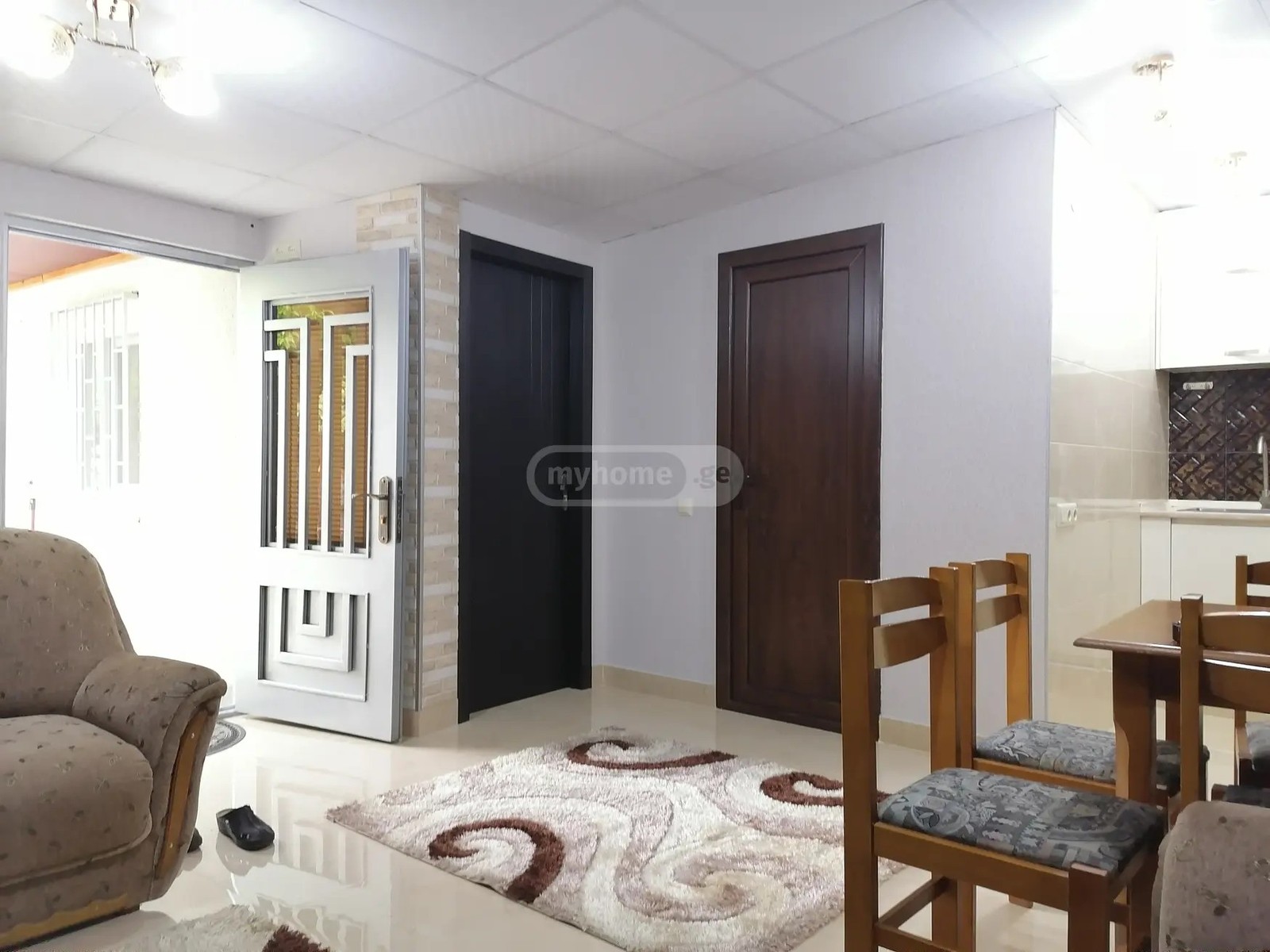 თამარ მეფის ქ. 33 - 2 rooms