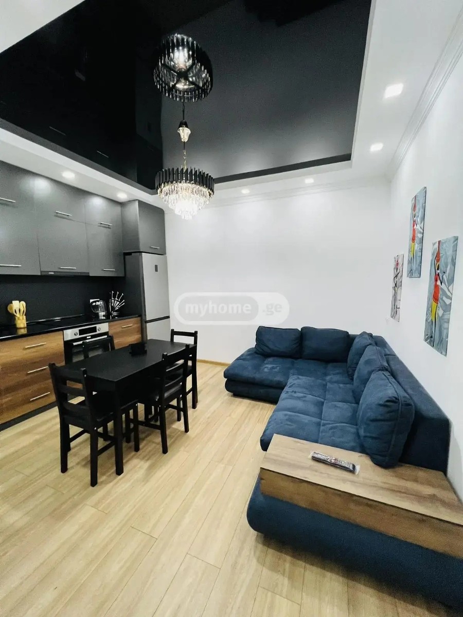 ლომონოსოვი მ. ქ.  - 3 rooms