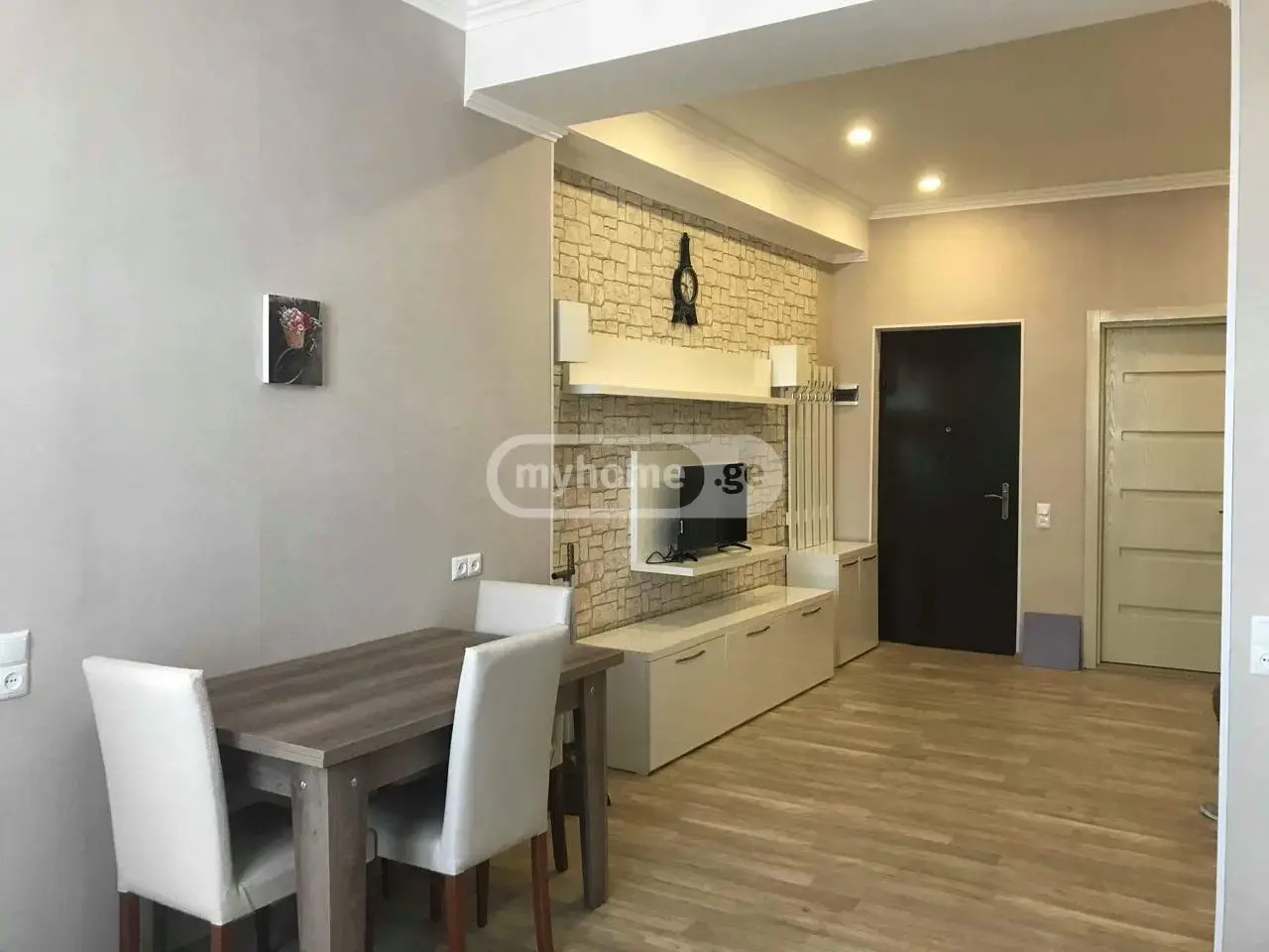 აღმაშენებლის გამზ.  - 2 rooms