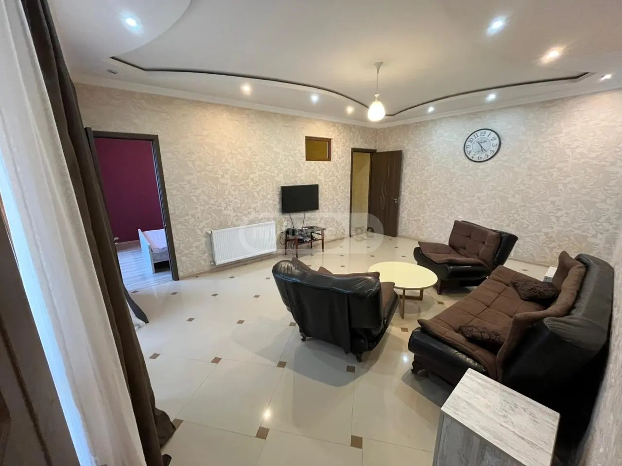 პეტრიწის ქ.  - 3 rooms