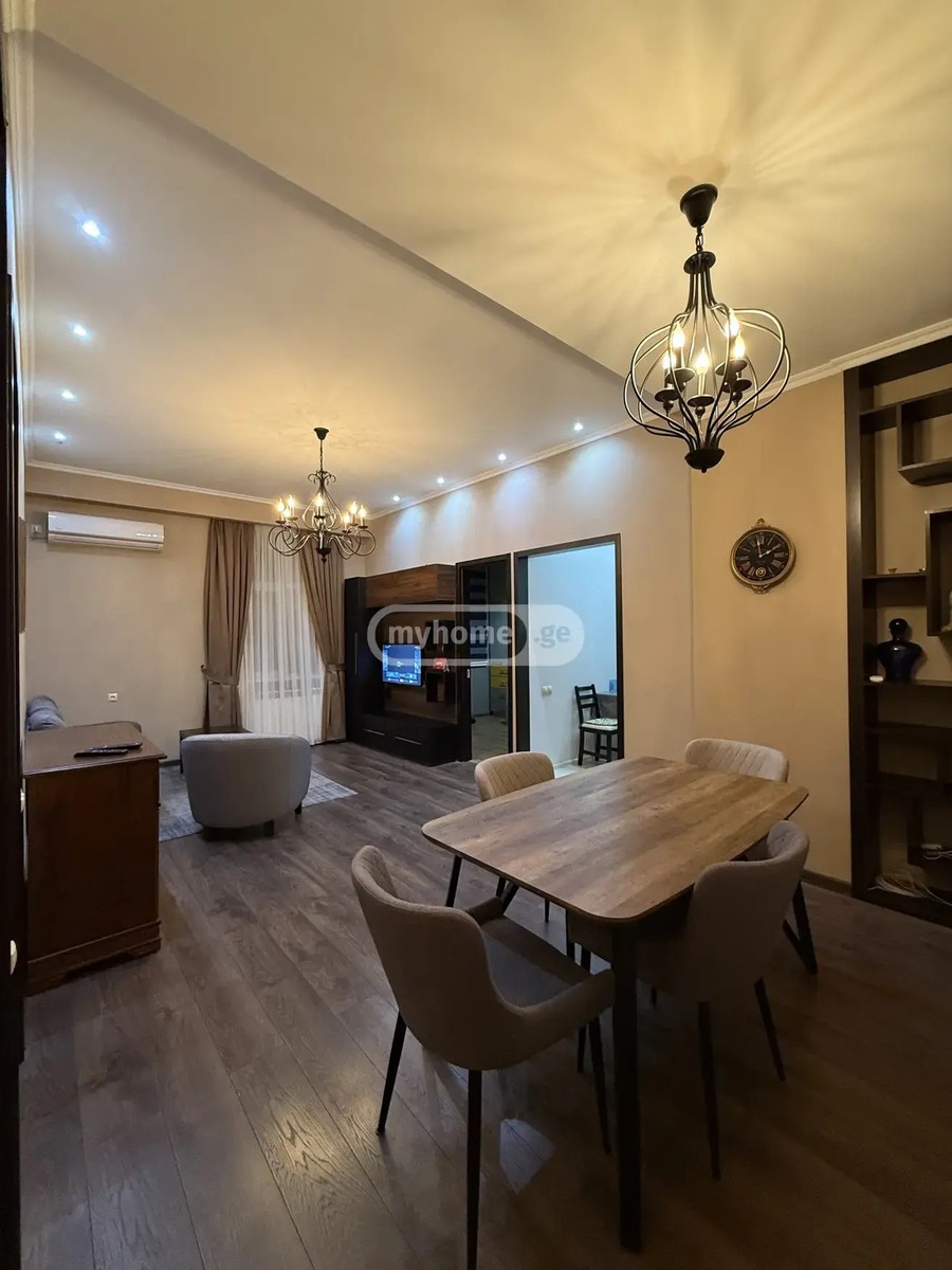 თამარ მეფის ქ.  - 4 rooms