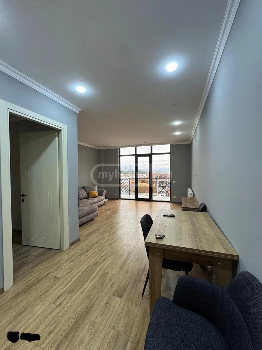 აღმაშენებლის გამზ.  - 2 rooms