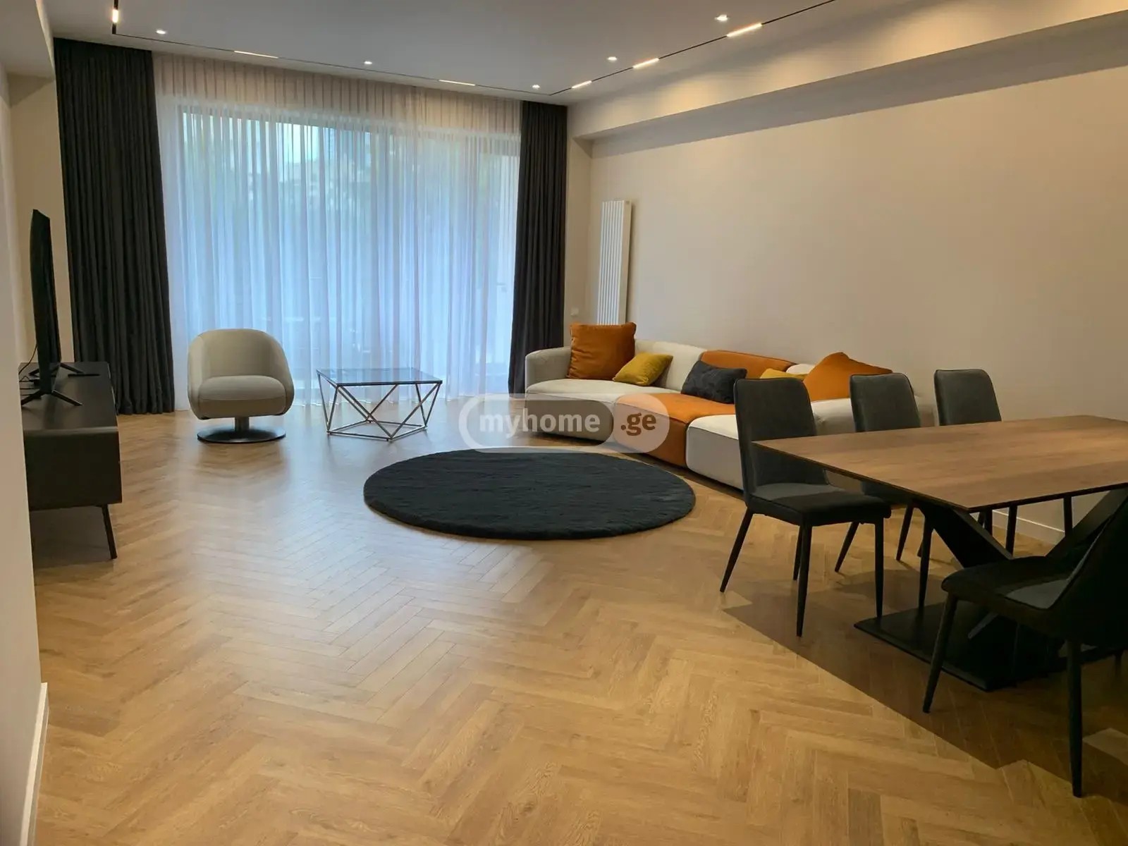 ჭავჭავაძე ი. გამზირი  - 4 rooms