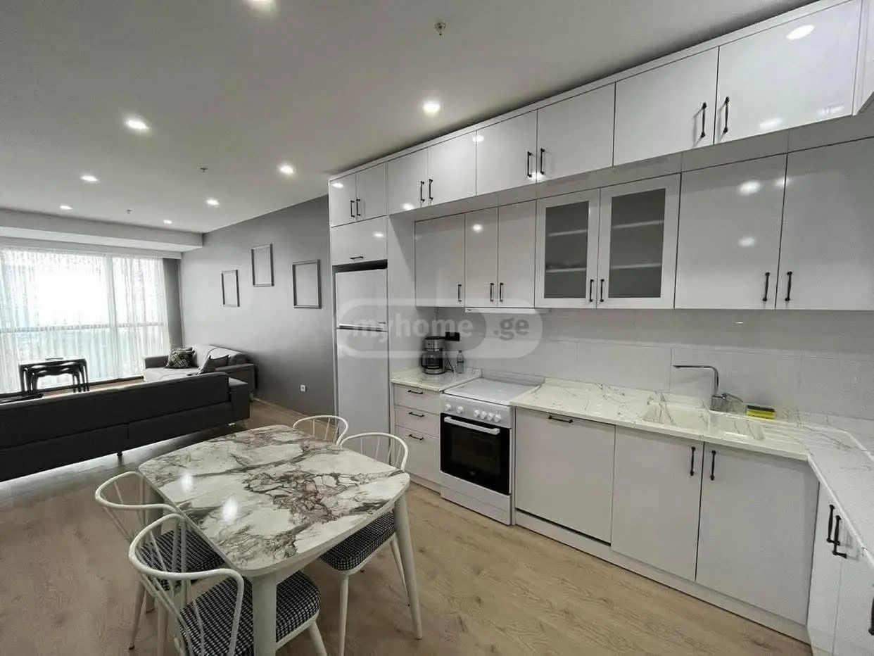 რუსთაველის ქ. 4 - 3 rooms