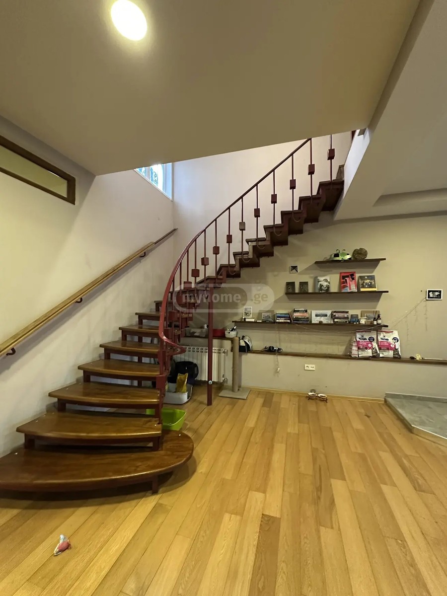 შარტავას ქ. 38 - 4 rooms