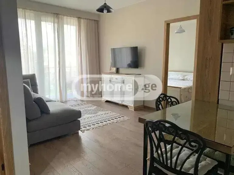 Javakhishvili I. street 41 - 3 rooms