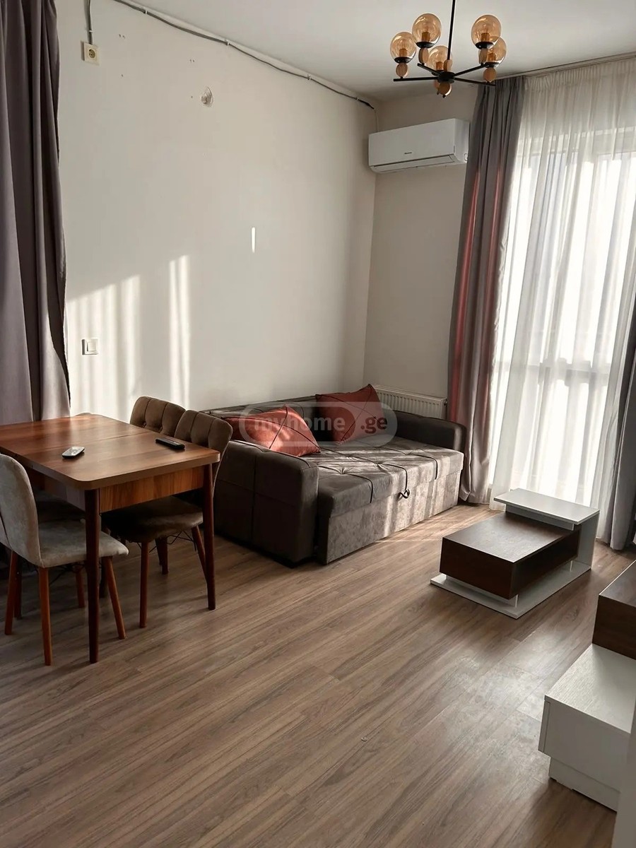 ბობ უოლშის ქუჩა 32 - 2 rooms