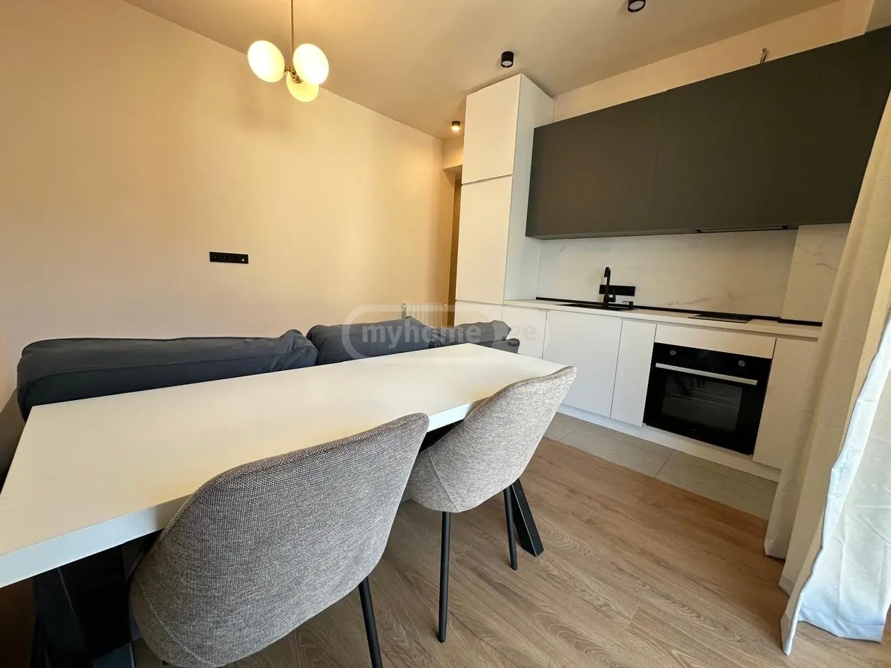 ჩხიკვაძის ქ. 16 - 2 rooms