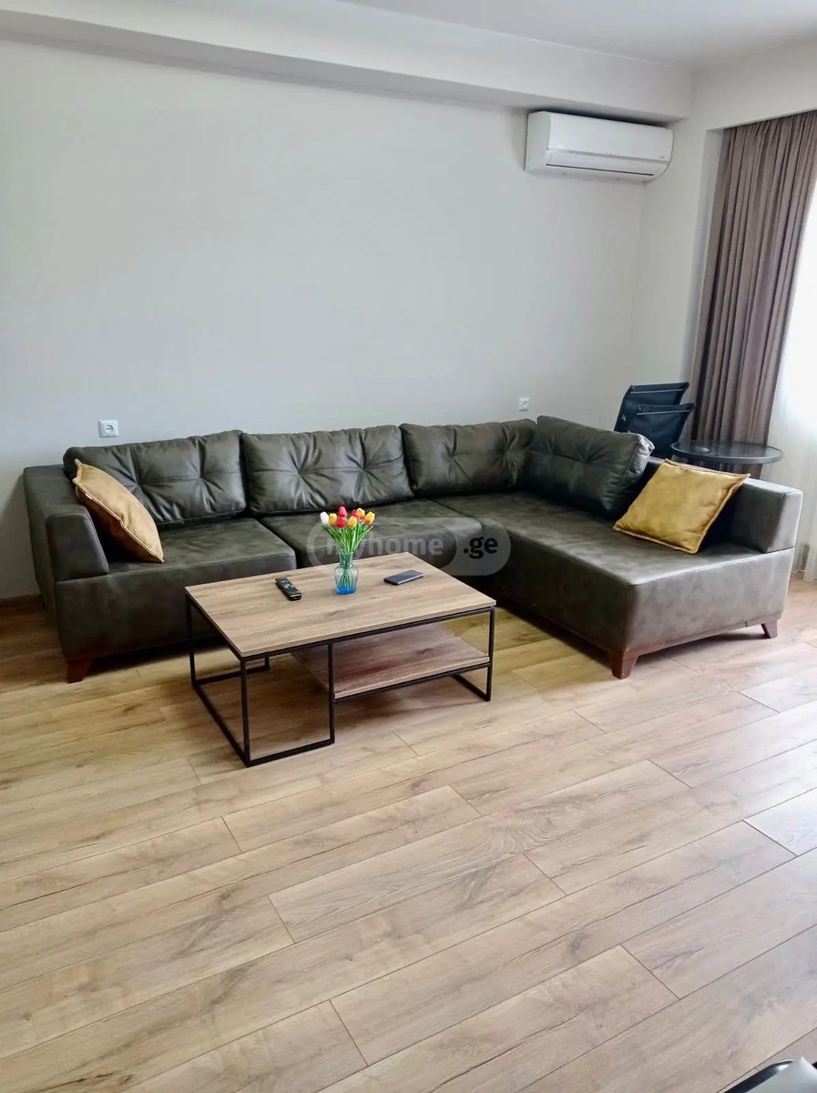 აღმაშენებლის გამზ.  - 2 rooms