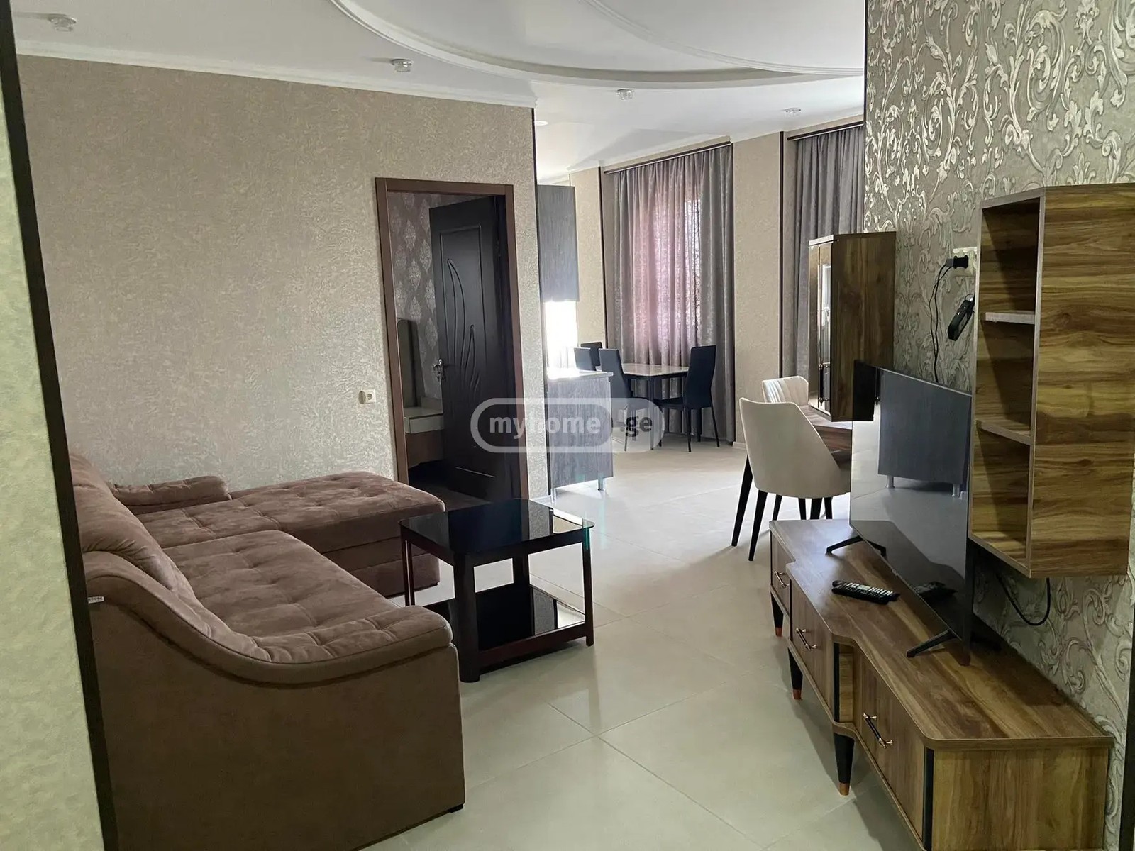 აღმაშენებლის გამზ.  - 3 rooms