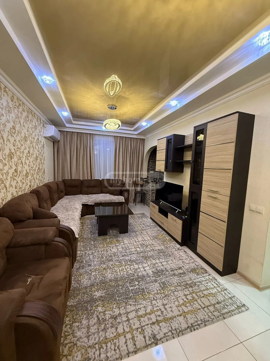 ჭავჭავაძის გამზ.  - 4 rooms