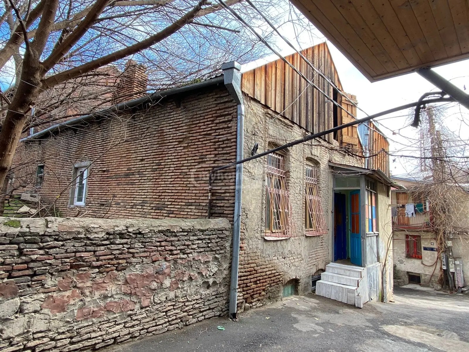 ვეძინის ქ. 9 - 5 rooms