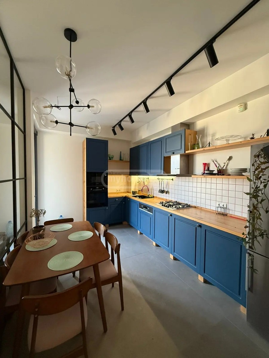 შატბერაშვილის ქ. 56 - 4 rooms