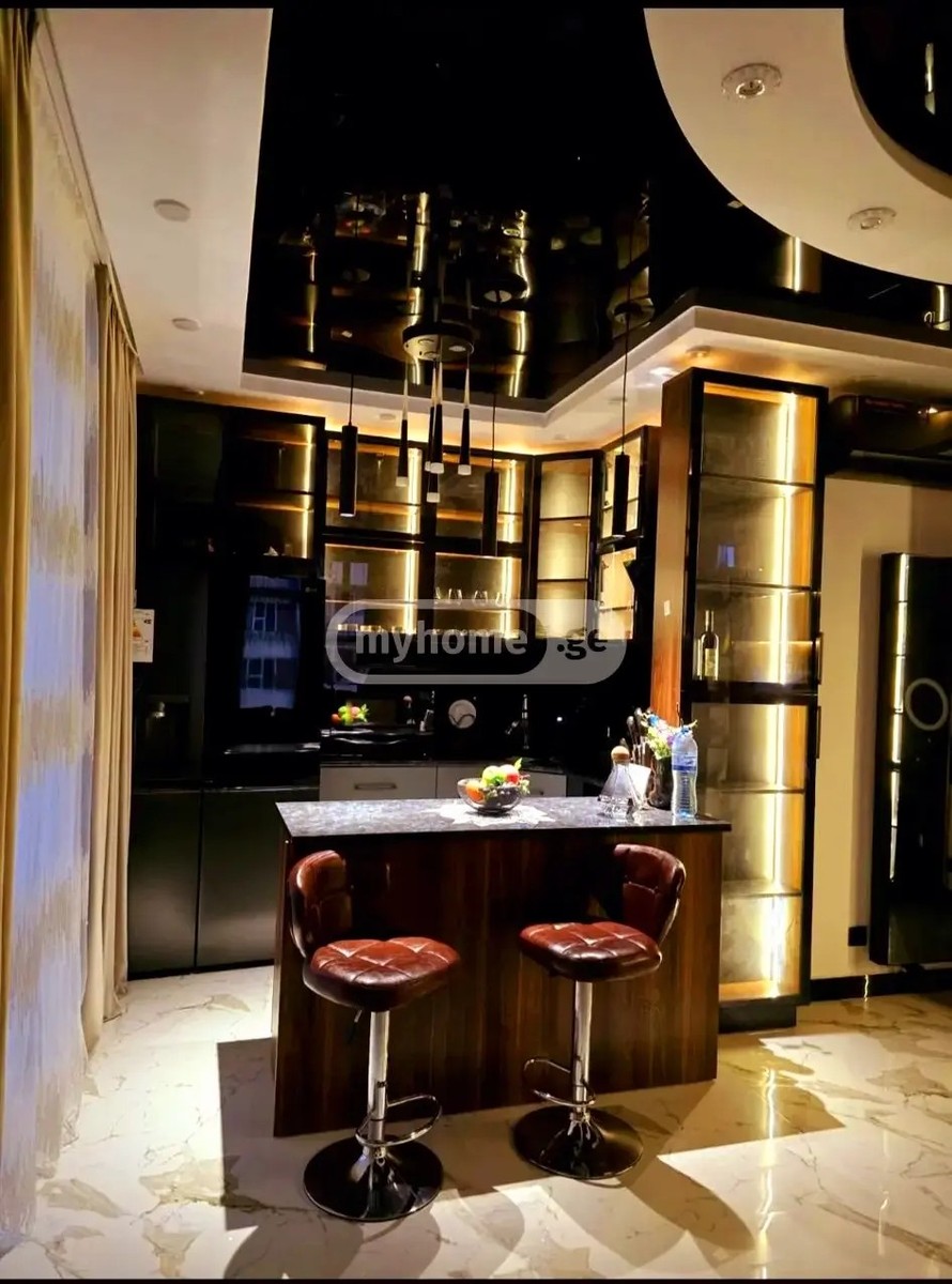 Nizharadze R. street 1 - 3 rooms