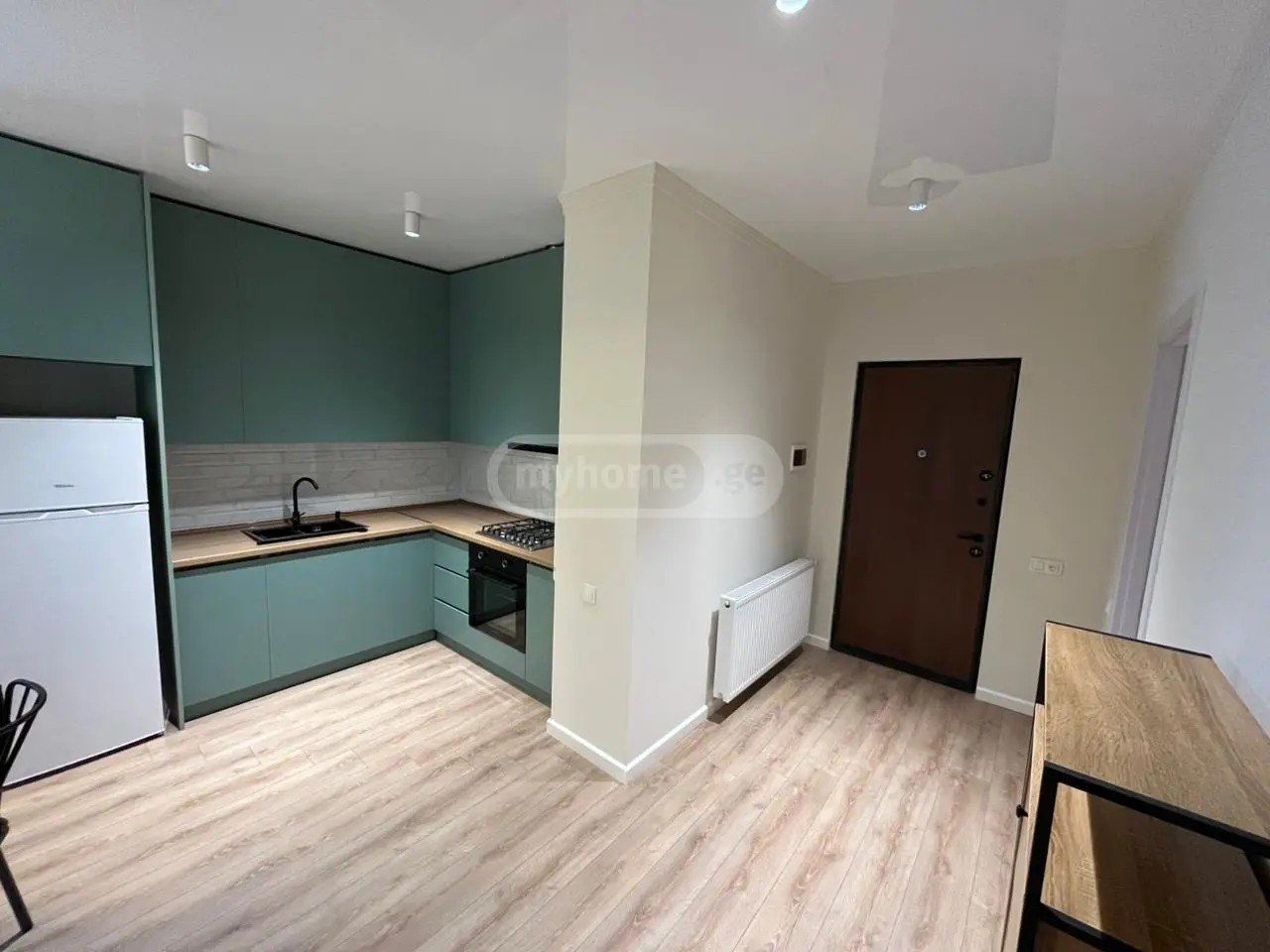 პეტრიწის ქ.  - 3 rooms