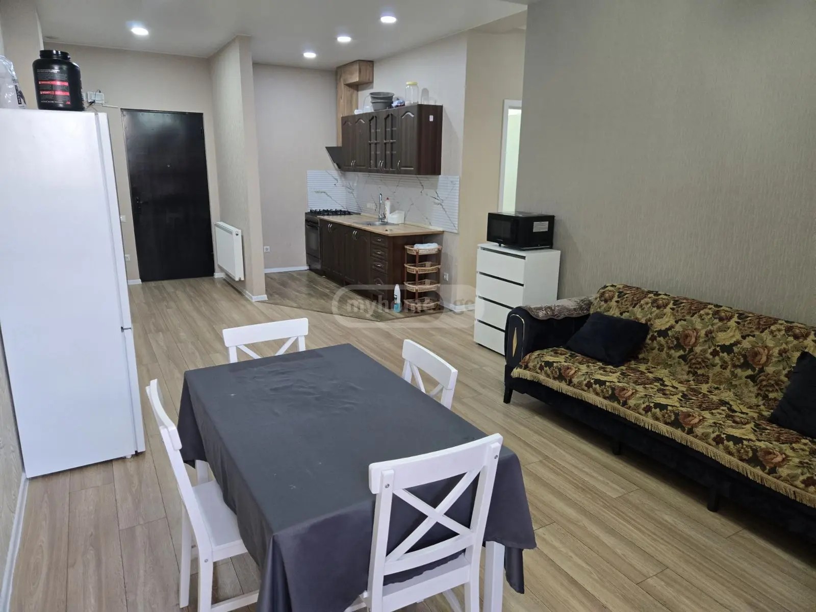 გაბაშვილი რ. ქ. 28 - 4 rooms