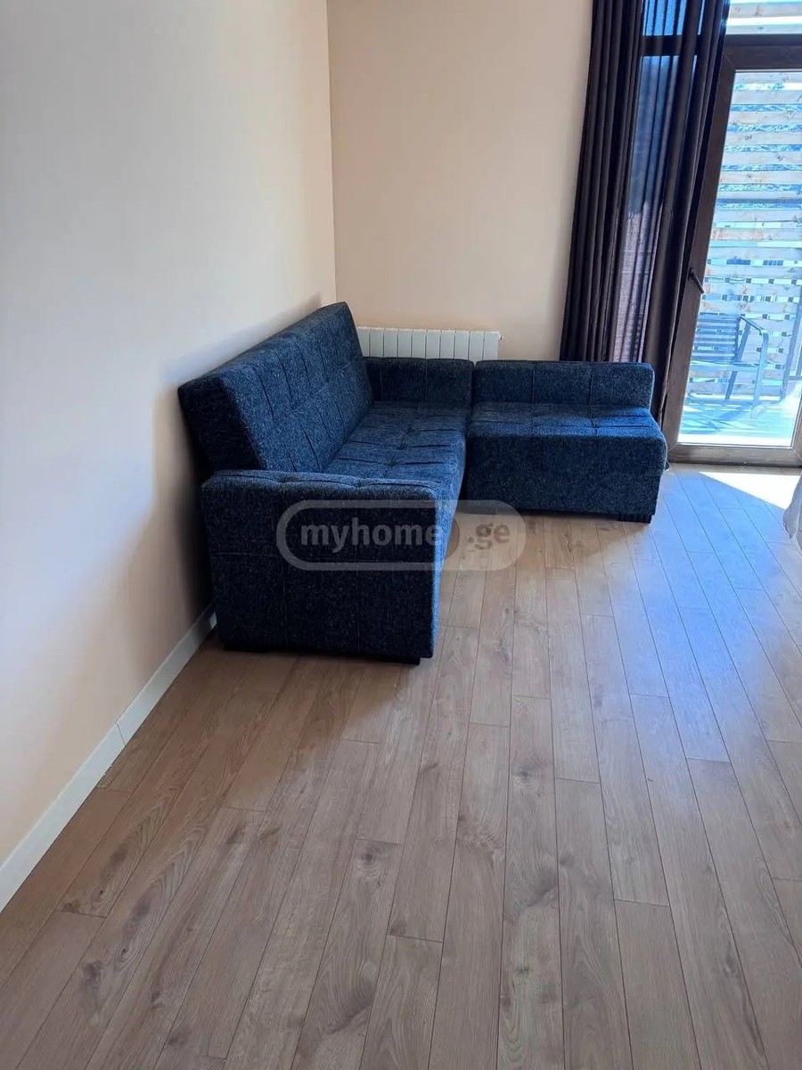 ჟვანია ნ. ქ. 73 - 3 rooms