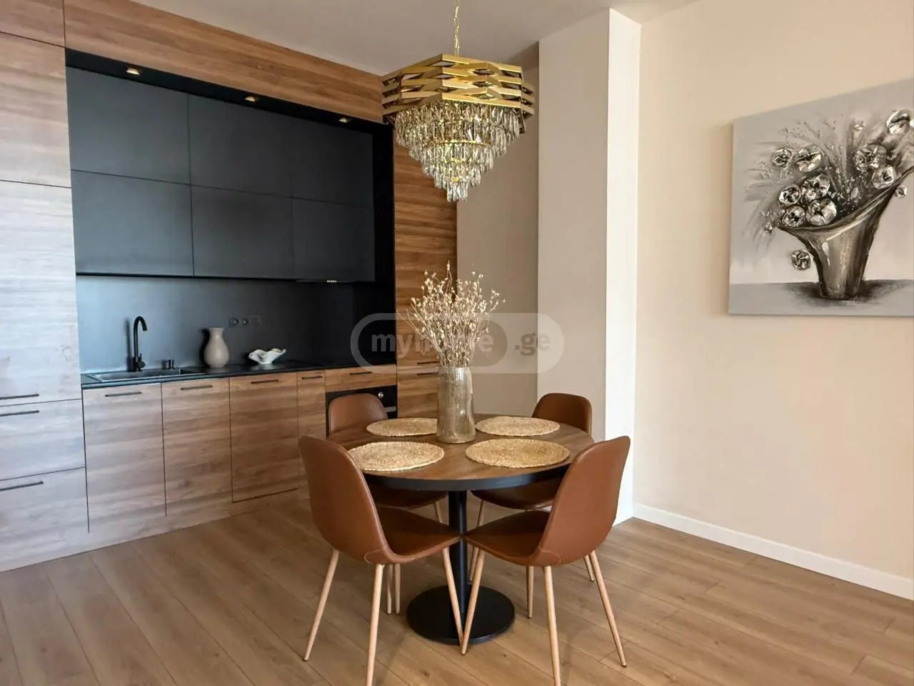 რუსთაველის ქ.  - 3 rooms