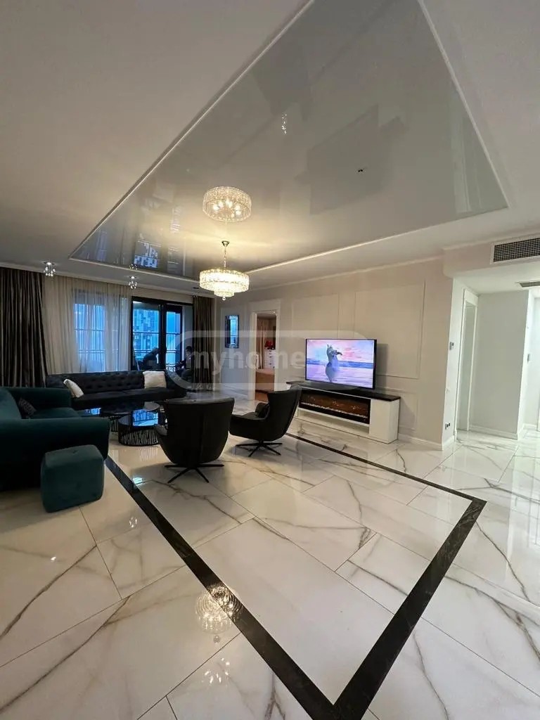 რუსთაველის ქ.  - 5 rooms