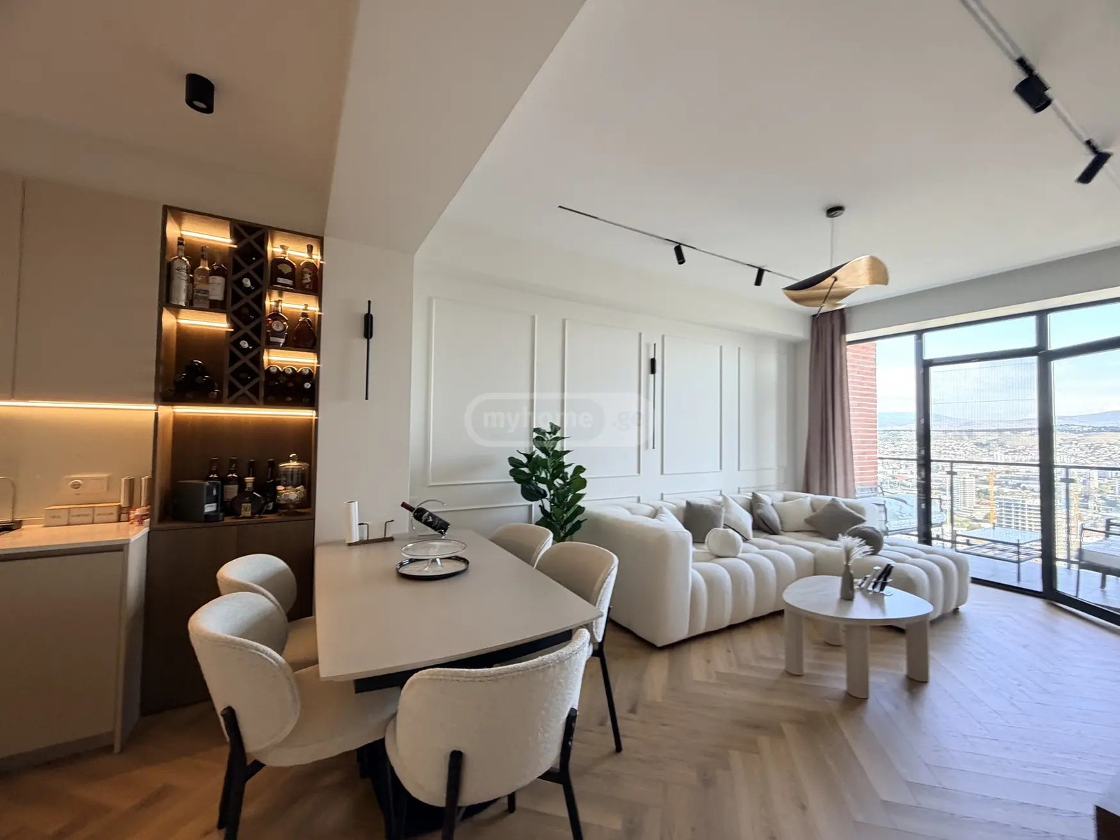 ლისი ვერანდა  - 2 rooms