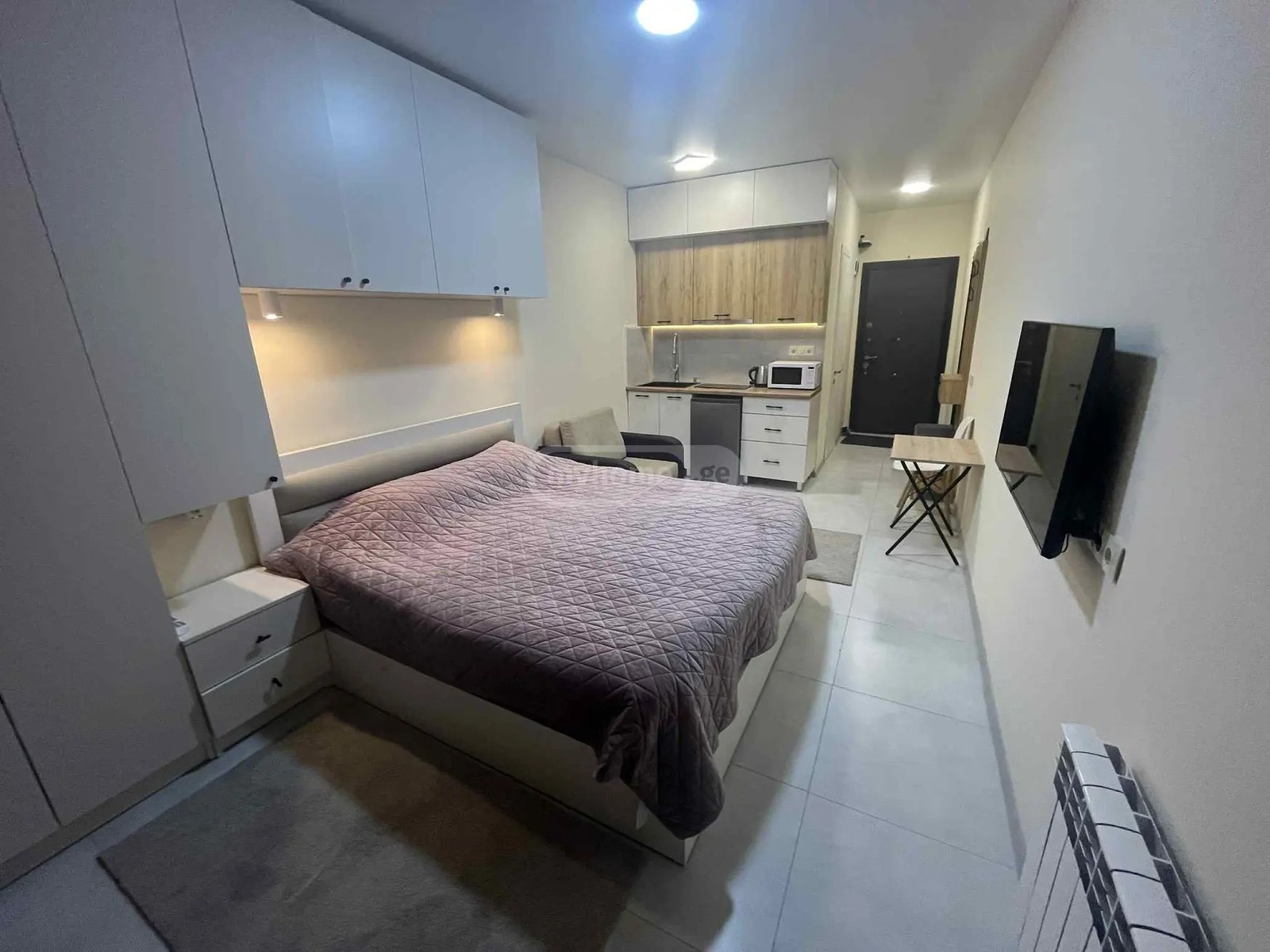 ანგისის 3 ჩიხი 8 - 1 rooms