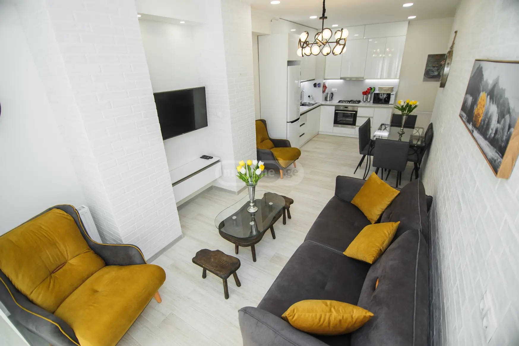 გორგასალი ვ. ქ. 76 - 3 rooms