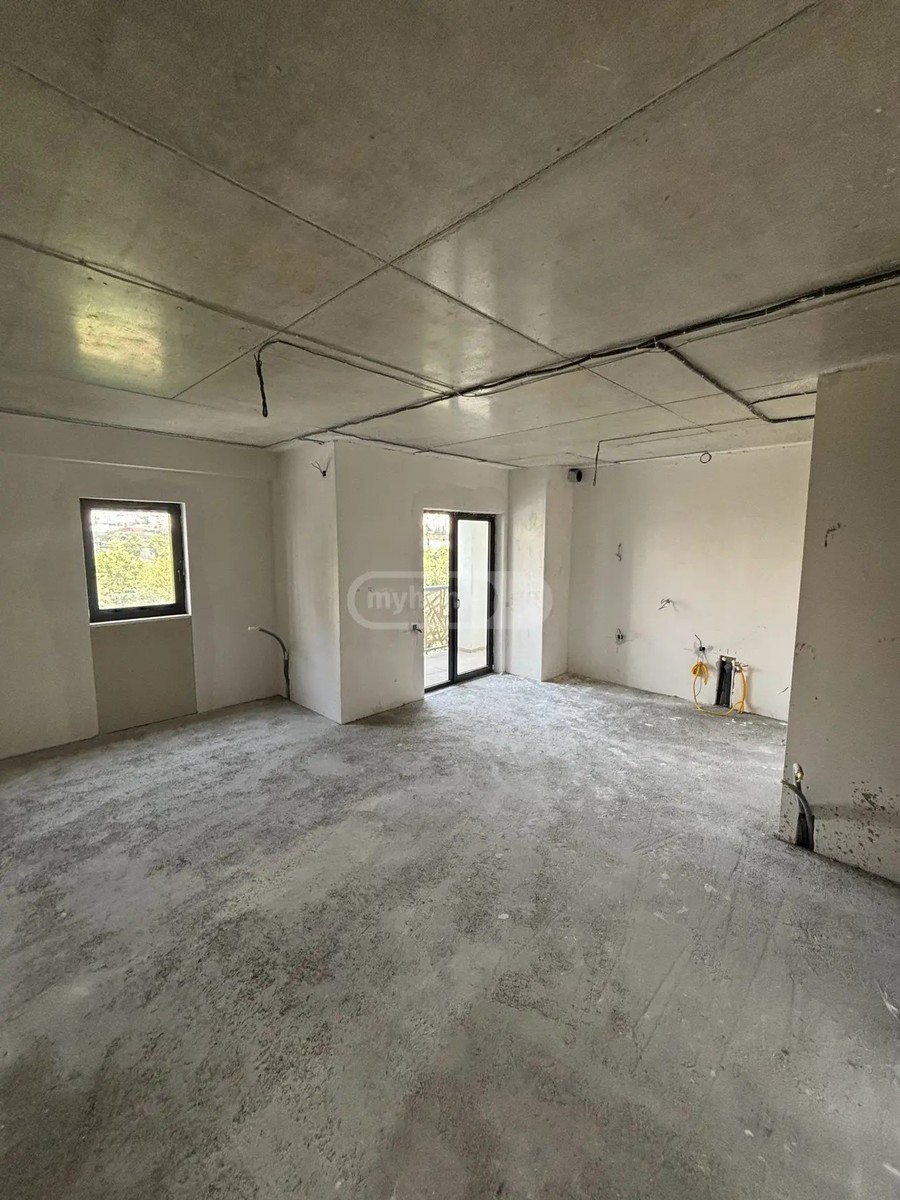 მარშალ გელოვანის გამზ.  - 3 rooms