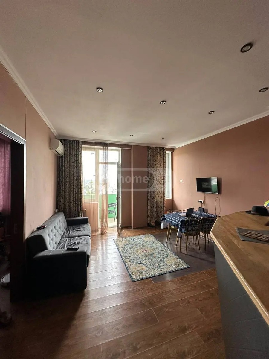 თავხელიძე დ. ქ. 1 - 3 rooms