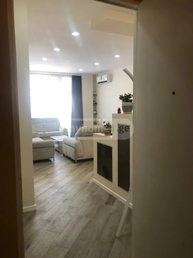 ვაჟა-ფშაველას ქ. 16 - 3 rooms